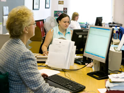 Από τους πιο σκληρά εργαζόμενους οι Έλληνες