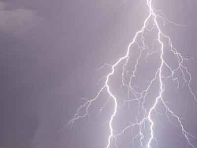 Δεκατρείς τραυματίες από κεραυνό σε αρχαιολογικό χώρο της Γερμανίας