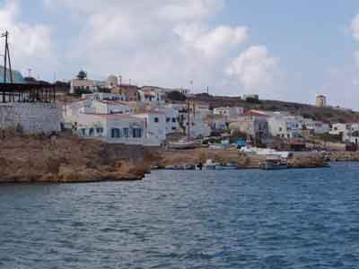 ”Βούλιαξε” το λιμάνι της Κάσου