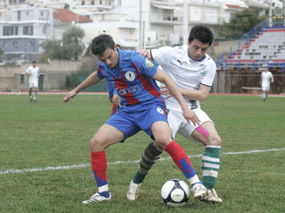Έκοψαν τα δοκάρια στο γήπεδο του Χαϊδαρίου