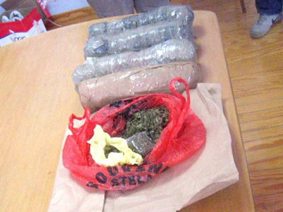 Είχε σπίτι του ένα κιλό κάνναβη και ζυγαριά ακριβείας