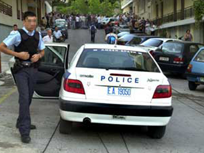 Χειροβομβίδα σε καφετέρια