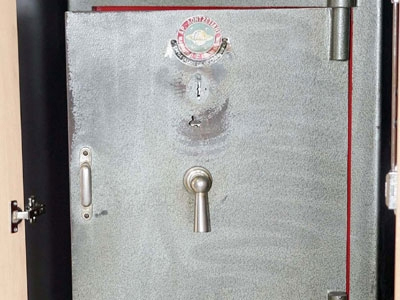 Διάρρηξη σε τράπεζα με λεία 300.000 ευρώ