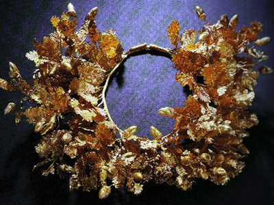 Βρέθηκε χρυσό στεφάνι σε αρχαία αγορά