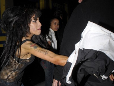 Νέο επεισόδιο με την Έιμι Γουάινχαους