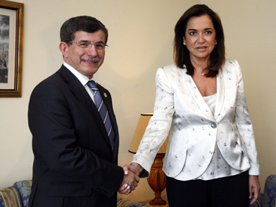 Μπακογιάννη προς Άγκυρα: Τηρήστε τα συμφωνηθέντα