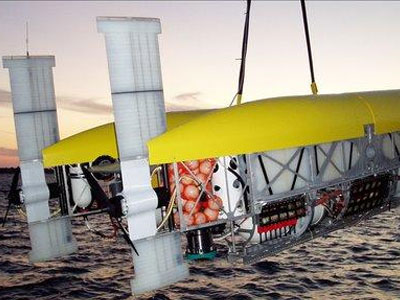 Το ρομπότ Nereus ετοιμάζεται να καταδυθεί στα πιο βαθιά μέρη του Ειρηνικού Ωκεανού