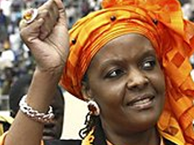 Σύζυγος πρωθυπουργού με ένστικτα…  μποξέρ