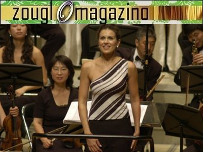 Την ενοχλούν οι δημοσιογράφοι!