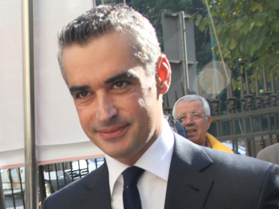 Ο σκιέρ και ο ιπποκόμος