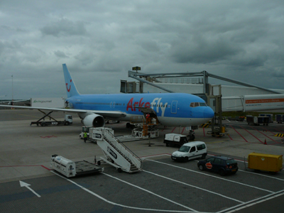 Έκτακτη προσγείωση λόγω απειλής για βόμβα