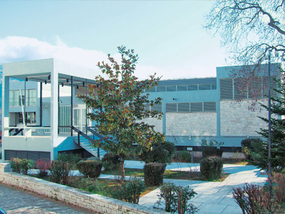 Ο Νεριτάν Τσέκα στο Αρχαιολογικό Μουσείο Ιωαννίνων