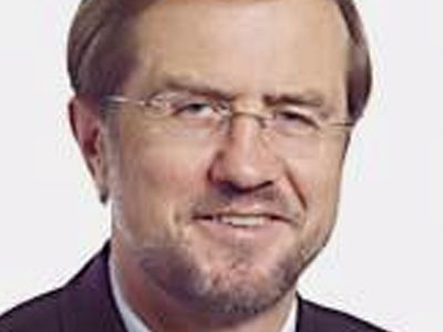 “Η ΕΕ συμμετέχει ενεργά στο ζήτημα της ονομασίας των Σκοπίων”