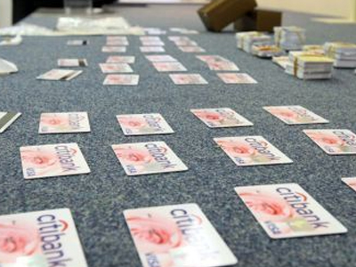 Ψώνιζαν με πλαστές πιστωτικές