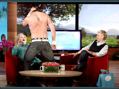 Η Betty White και ο στρίπερ