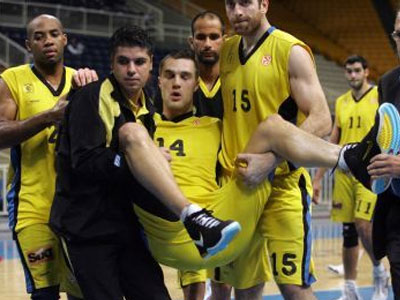 Μαρούσι: Γύρισε τον αστράγαλό του ο Κένταλ