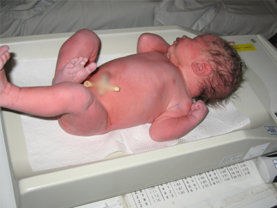 Συνεχίζονται οι έρευνες στην υπόθεση του βρέφους