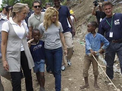 Στην Αϊτή η Shakira