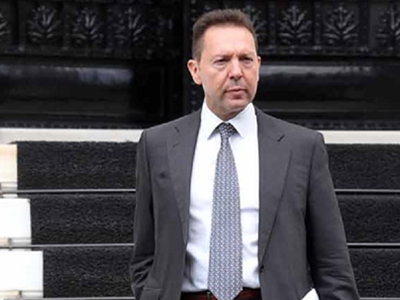 Ο Στουρνάρας στο Μαξίμου μετά το ραντεβού με την τρόικα