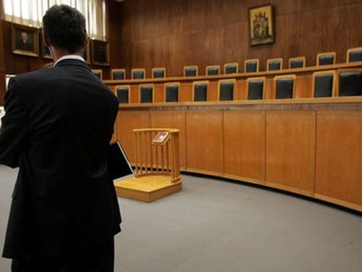 Στους δρόμους οι δικαστικοί υπάλληλοι της Αθήνας