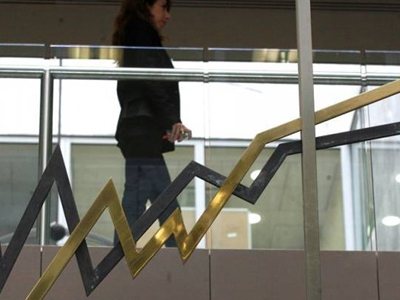 Ανοδικά κινείται το Χρηματιστήριο Αθηνών