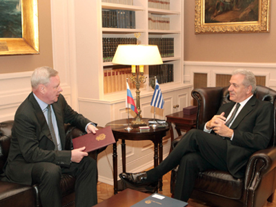 Σε καλό κλίμα η συνάντηση Αβραμόπουλου – Τιτόφ