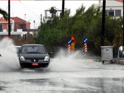 Προβλήματα από ξαφνική νεροποντή στην Καστοριά