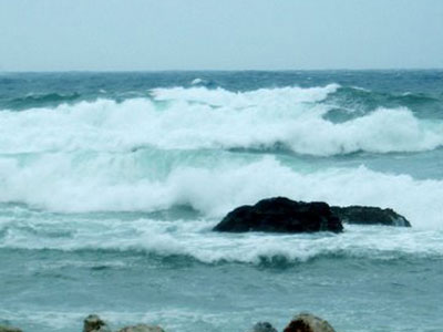 Τρεις νεκροί στη θάλασσα