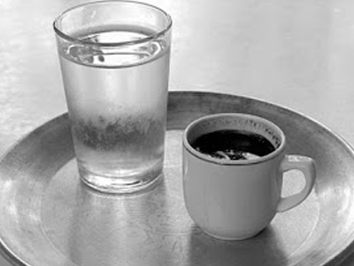 Λήστεψαν θαμώνες καφενείου στην Παλλήνη