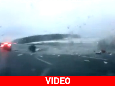 Ρωσία: Καρέ – καρέ η πτώση του αεροσκάφους Ρωσία: Καρέ – καρέ η πτώση του αεροσκάφους