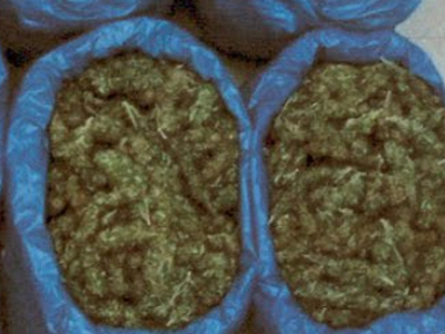 Κοζάνη: Εγκαταλελειμμένο φορτηγό «έκρυβε» 250 κιλά χασίς