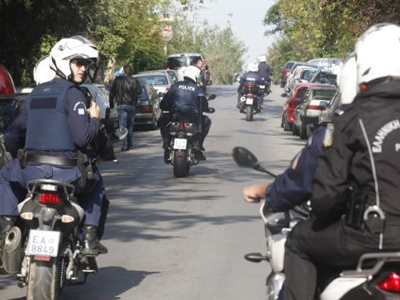 Επίθεση σε ομάδα αστυνομικών στο Πολυτεχνείο