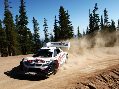 Το Suzuki SX4 των… 897 ίππων στην ανάβαση Pikes Pike