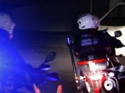 Αυτόφωρη σύλληψη ανήλικης για κλοπή