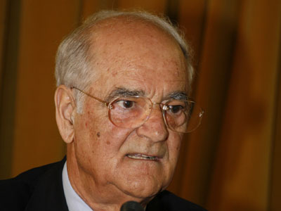 Απαντητική επιστολή από το γραφείο του κ. Απ. Κακλαμάνη