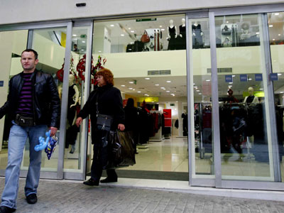 Ξεκίνημα εορταστικού ωραρίου