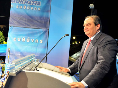 Η ομιλία του Κ. Καραμανλή live από τη zougla.gr