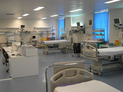 Σε κρίσιμη κατάσταση 23χρονος από τη νέα γρίπη