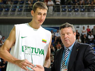 Καλύτερος νέος παίκτης του 2011 ο Βαλαντσιούνας