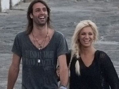 Ο «μυστικός δείπνος» με την Καινούργιου και η κουκούλα του ληστή