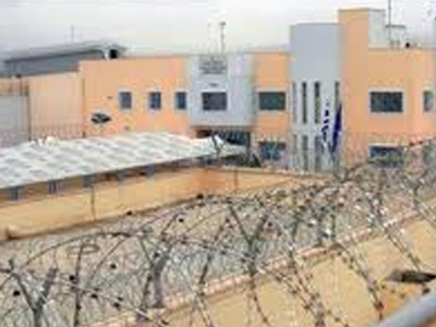 Σφίγγει ο κλοιός για τους βαρυποινίτες