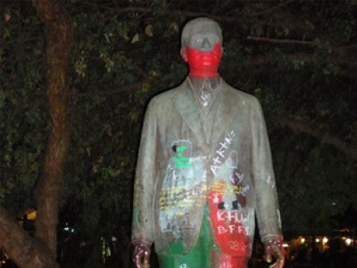 Βανδαλισμός στην πλατεία Όλγας στην Πάτρα