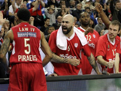 Ο Πειραιάς θα τιμήσει τα παιδιά του!