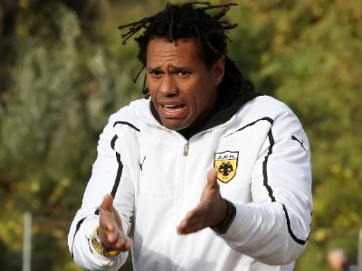 Τετ α τετ Μπάγεβιτς με Μπατίστα