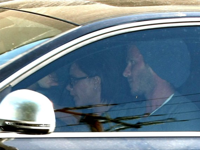 Οι Beckham με το «Φιλαράκι» τους