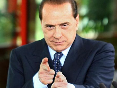 Με εκλογές το Δεκέμβριο απειλεί ο «Καβαλιέρε»