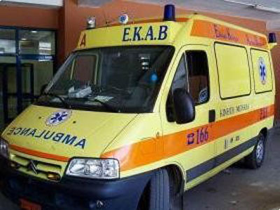 Τσαντάκηδες λήστεψαν ηλικιωμένη