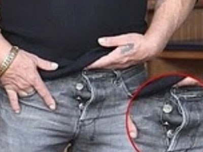 Ο «ξεκούμπωτος» ηθοποιός!