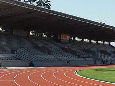 Ποιος θα κάνει τα βαφτίσια;