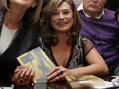 Στο πλευρό των γυναικών η Γωγώ Ατζολετάκη